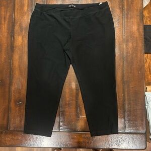 Eileen Fisher Women's Black Cropped Pants